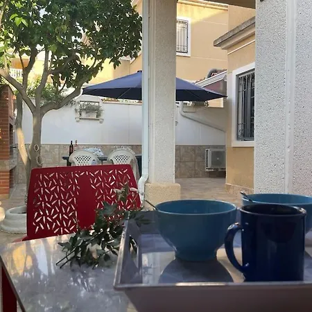 Oasis De Vacances Joyeuses 托雷维耶哈